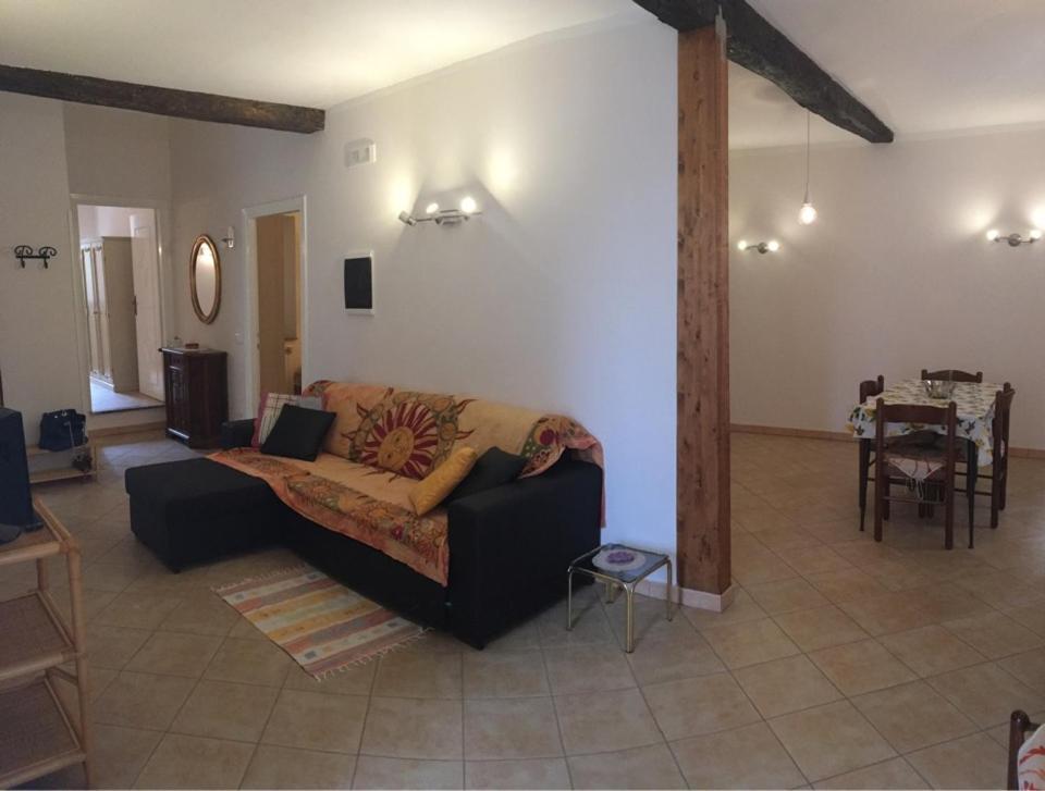 Appartement Casa Fiorini à Terracine Extérieur photo