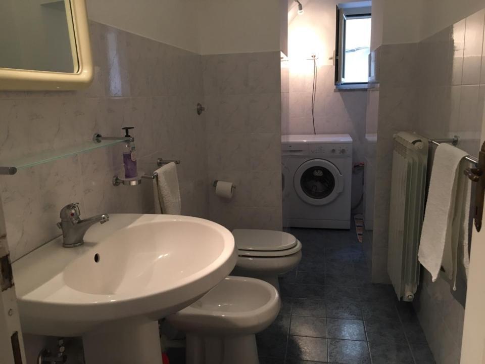Appartement Casa Fiorini à Terracine Extérieur photo